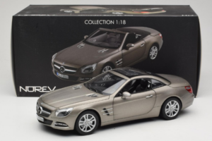 Mercedes SL500 R231 Dark Grey Matt Norev 1:18 183590 Metall – Bild 9 von 9