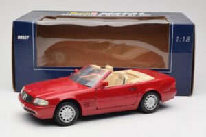 Mercedes SL500 R129 Rot Revell 1:18 08927 Metall – Bild 8 von 8
