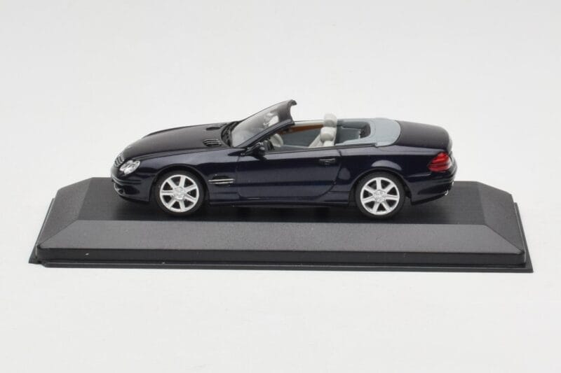 Mercedes SL500 R129 Dark Blue Metallic Minichamps 1:43 Mercedes SL500 R129 Dark Blue Metallic Minichamps 1:43 SL001 Metall