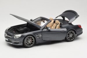 Mercedes SL65 AMG Black Series R230 Matte Black Maisto 1:18 36198 Metall – Bild 2 von 8