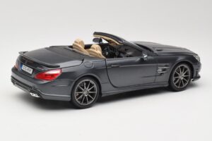 Mercedes SL65 AMG Black Series R230 Matte Black Maisto 1:18 36198 Metall – Bild 3 von 8