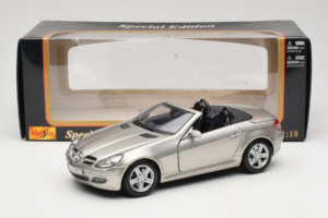 Mercedes SLK R171 Helles Bronze Metallic Maisto 1:18 31674-R1 Metall – Bild 8 von 8