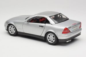 Mercedes SLK R170 Roadster Silber Maisto 1:18 31674 Metall – Bild 4 von 9