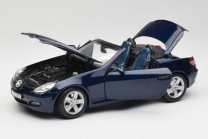 Mercedes SLK R171 Blau Maisto 1:18 B66962190 Metall – Bild 2 von 8