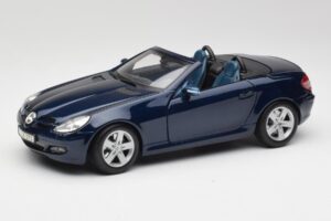 Mercedes SLK R171 Blau Maisto 1:18 B66962190 Metall