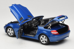 Mercedes SLK R171 Blue Metallic Minichamps 1:18 100033131 Metall – Bild 7 von 11