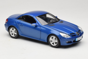 Mercedes SLK R171 Blue Metallic Minichamps 1:18 100033131 Metall – Bild 9 von 11