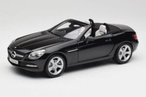 Mercedes SLK R172 Magnetite Schwarz Minichamps 1:18 B66960514 Metall