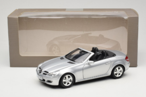 Mercedes SLK R171 Silber Minichamps 1:18 B66962318 Metall – Bild 9 von 9