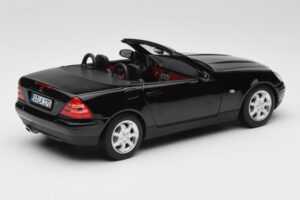 Mercedes SLK200 R170 Schwarz Norev 1:18 B66040714 Metall – Bild 4 von 9