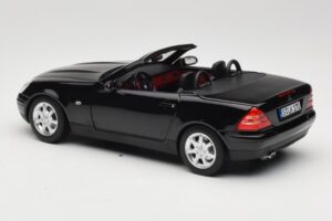 Mercedes SLK200 R170 Schwarz Norev 1:18 B66040714 Metall – Bild 8 von 9