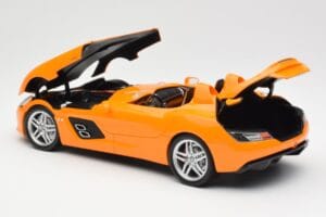 Mercedes SLR McLaren C199 Stirling Moss AMG Solarbeam Metallic Minichamps 1:18 100038400 Metall – Bild 5 von 8