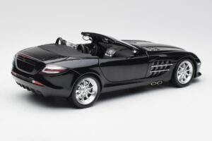 Mercedes SLR McLaren Roadster R199 Crystal Galaxit Schwarz Minichamps 1:18 B66961004 Metall – Bild 3 von 8
