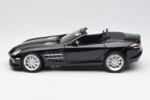 Mercedes SLR McLaren Roadster R199 Crystal Galaxit Schwarz Minichamps 1:18 B66961004 Metall – Bild 4 von 8