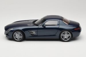 Mercedes SLS AMG C197 Blue Metallic Minichamps 1:18 100039021 Metall – Bild 4 von 8