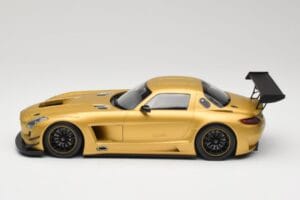 Mercedes AMG SLS C197 GT3 Street Gold Minichamps 1:18 151113106 Metall – Bild 3 von 6