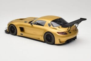 Mercedes AMG SLS C197 GT3 Street Gold Minichamps 1:18 151113106 Metall – Bild 5 von 6
