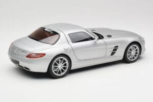 Mercedes SLS AMG C197 Iridium Silber Minichamps 1:18 100039026 Metall – Bild 3 von 8