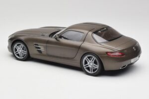 Mercedes SLS AMG C197 Monza Grau Minichamps 1:18 B66960044 Metall – Bild 7 von 8