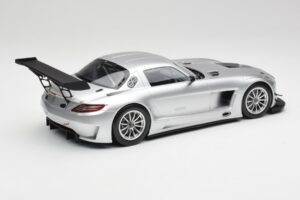 Mercedes SLS AMG GT3 C197 Street Silber Minichamps 1:18 151113100 Metall – Bild 2 von 6