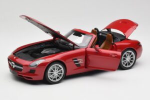 Mercedes SLS AMG R197 Roadster Le Mans Rot Minichamps 1:18 100039030 Metall – Bild 2 von 8