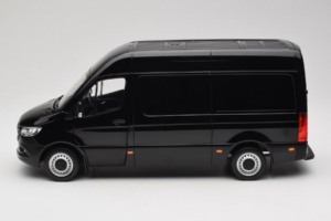 Mercedes Sprinter Schwarz Norev 1:18 183041 Metall – Bild 4 von 8