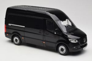 Mercedes Sprinter Schwarz Norev 1:18 183041 Metall – Bild 6 von 8