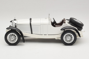 Mercedes SSK Weiss Bburago 1:18 3009-P3 Metall – Bild 3 von 6