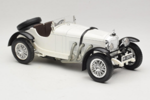 Mercedes SSK Weiss Bburago 1:18 3009-P3 Metall – Bild 4 von 6