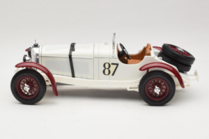 Mercedes SSKL #87 R. Caracciola Weiss 1931 Bburago 1:18 3002-P1 Metall – Bild 3 von 6