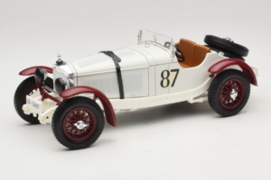 Mercedes SSKL #87 R. Caracciola Weiss 1931 Bburago 1:18 3002-P1 Metall
