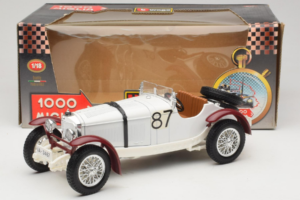 Mercedes SSKL #87 R. Caracciola Mille Miglia 1931 Bburago 1:18 3202 Metall – Bild 6 von 6