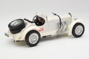 Mercedes SSKL Weiss & Creme Bburago 1:18 3002-M1 Metall – Bild 2 von 6