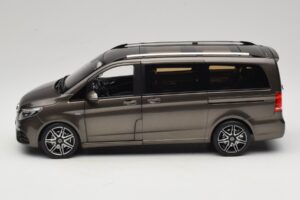 Mercedes V-Class W447 AMG Line Indium Grey Norev 1:18 183873 Metall – Bild 4 von 8