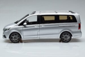 Mercedes V-Class V260 AMG Line Silber Norev 1:18 183871 Metall – Bild 5 von 10