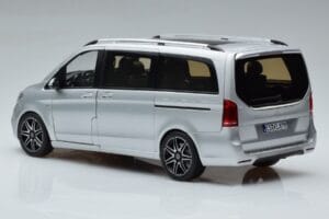 Mercedes V-Class V260 AMG Line Silber Norev 1:18 183871 Metall – Bild 7 von 10