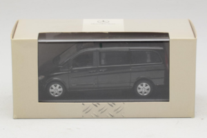 Mercedes Viano W639 Atlantis Blue Minichamps 1:43 B67871200 Metall – Bild 4 von 4