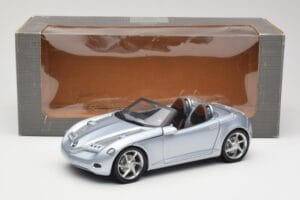 Mercedes Vision SLA Silber Gate 1:18 B66962114 Metall – Bild 8 von 8