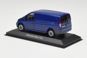 Mercedes Vito Atlantis Blau Minichamps 1:43 B66960525 Metall – Bild 3 von 4