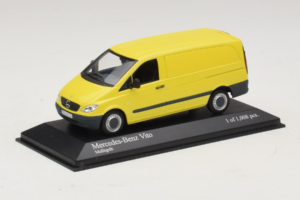 Mercedes Vito Kastenwagen Gelb Minichamps 1:43 400032260 Metall – Bild 2 von 4