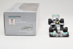 Mercedes W04 #9 N. Rosberg Mercedes AMG Petronas Showcar 2013 Minichamps 1:18 110130079 Metall – Bild 6 von 7