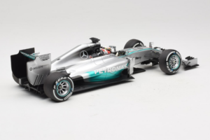 Mercedes W05 #44 L. Hamilton Mercedes AMG Petronas Chinese Grand Prix Winner 2014 Minichamps 1:18 110140244 Metall – Bild 2 von 7