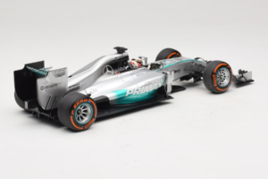 Mercedes W05 #44 L. Hamilton Mercedes AMG Petronas Malaysian Grand Prix Winner 2014 Minichamps 1:18 110140144 Metall – Bild 2 von 7