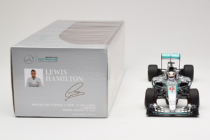 Mercedes W06 #44 L. Hamilton Mercedes AMG Petronas Japanese Grand Prix Winner 2015 Minichamps 1:18 110150344 Metall – Bild 6 von 7