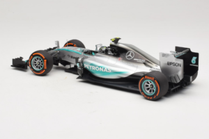 Mercedes W06 #6 N. Rosberg Mercedes AMG Petronas Japanese Grand Prix 2015 Minichamps 1:18 110150206 Metall – Bild 5 von 7