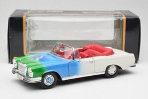 Mercedes 280SE W108 Tricolor Maisto 1:18 56014 Metall – Bild 8 von 8
