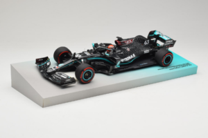 Mercedes W11 #63 G. Russell Mercedes AMG Petronas Sakhir Grand Prix 2020 Minichamps 1:18 113201663 Resin – Bild 2 von 7