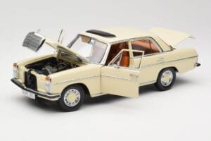 Mercedes W115 Strich 8 Creme Sun Star 1:18 4581 Metall – Bild 2 von 8