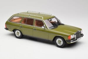 Mercedes W123 200T Cypress Grün BoS Models 1:18 BOS008 Metall – Bild 4 von 6