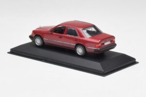 Mercedes 300D W124 Rot Minichamps 1:43 3209 Metall – Bild 3 von 4